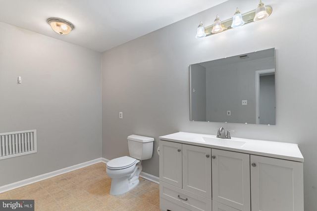 105 WESTMORLAND CT, La Plata, MD 20646