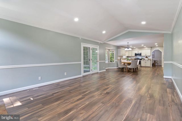 105 WESTMORLAND CT, La Plata, MD 20646