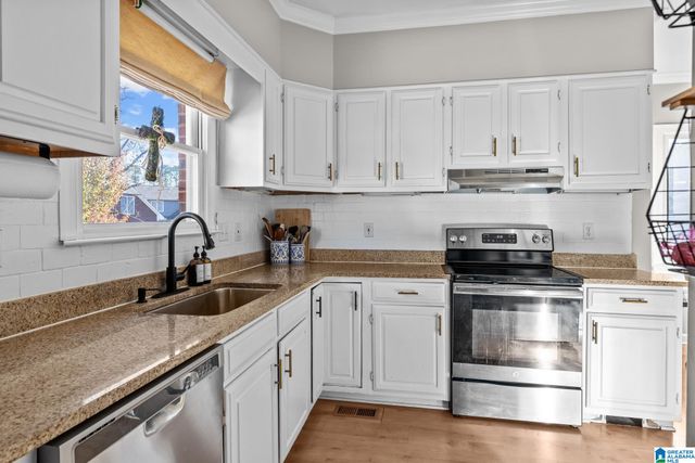 4544 HIGHLAND CREST CIRCLE, Hoover, AL 35226