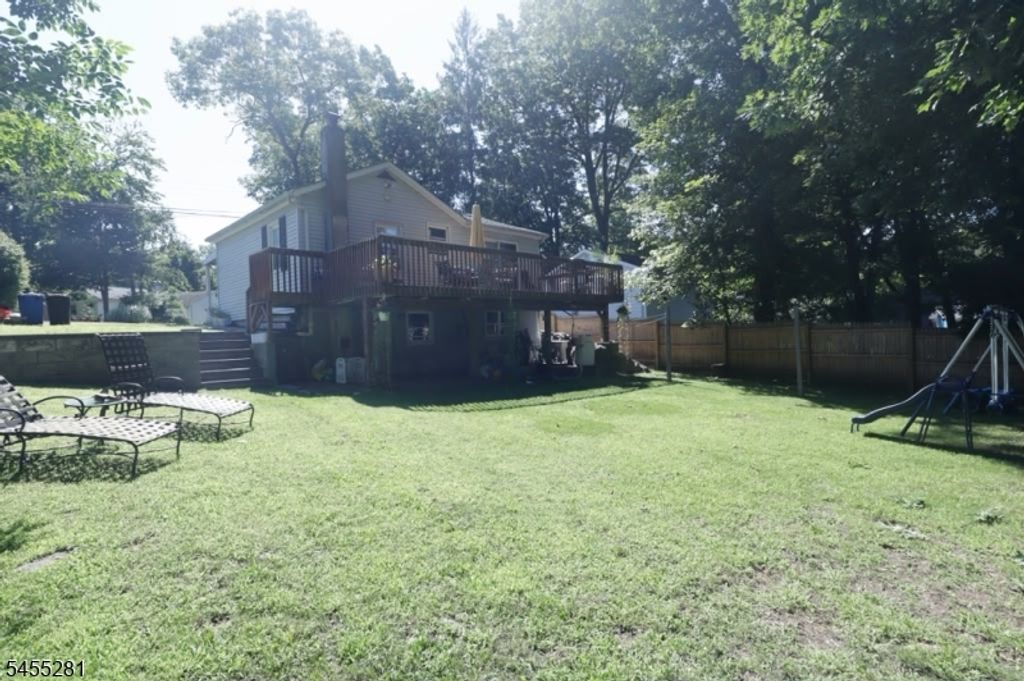 106 Idalroy Trl, Hopatcong Boro, NJ 07843 — photo 2