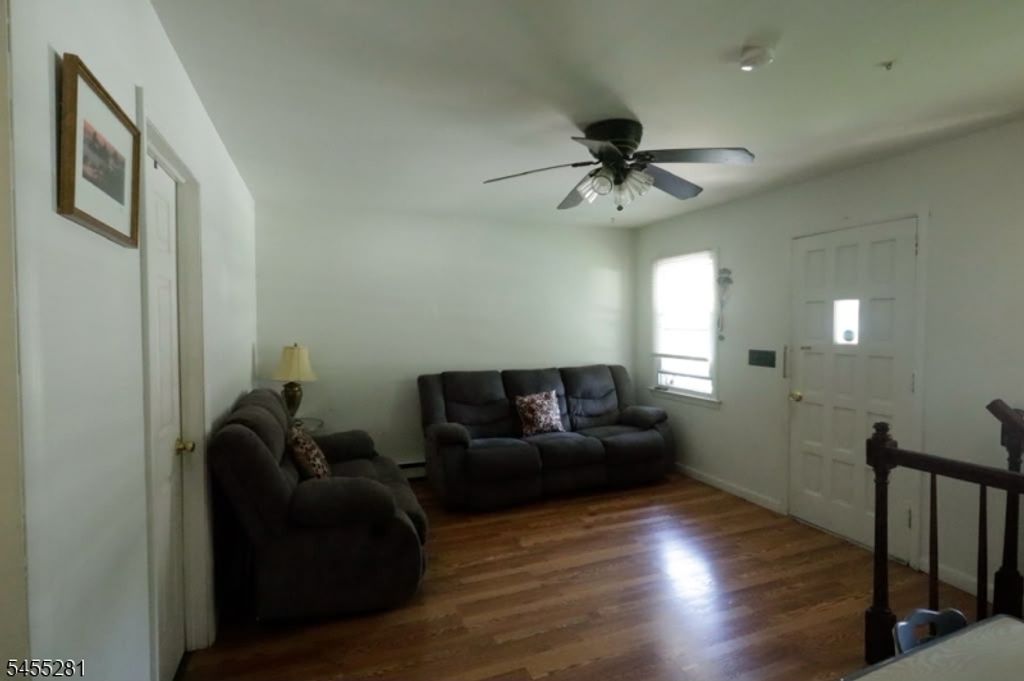 106 Idalroy Trl, Hopatcong Boro, NJ 07843 — photo 3