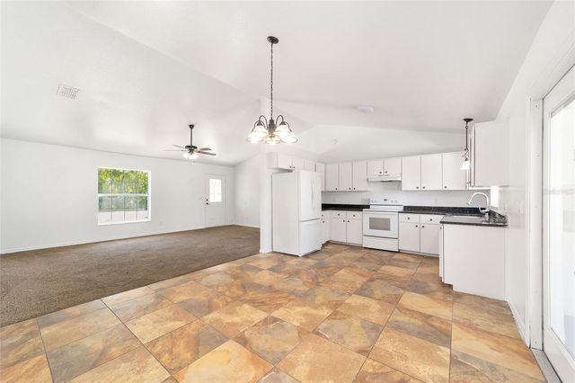 106 REDWOOD TRACK COURSE, Ocala, FL 34472