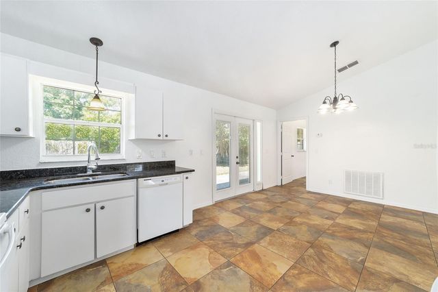 106 REDWOOD TRACK COURSE, Ocala, FL 34472
