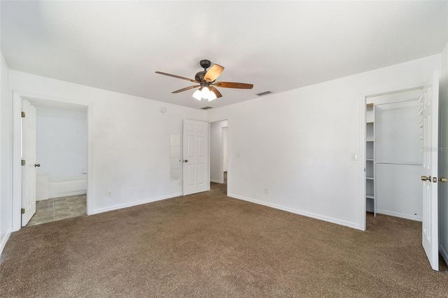 106 REDWOOD TRACK COURSE, Ocala, FL 34472