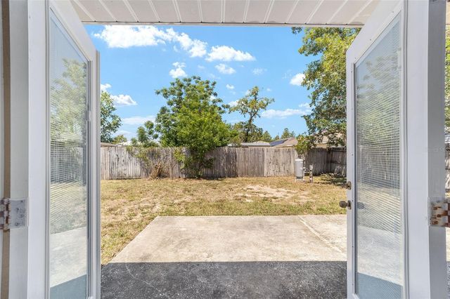 106 REDWOOD TRACK COURSE, Ocala, FL 34472