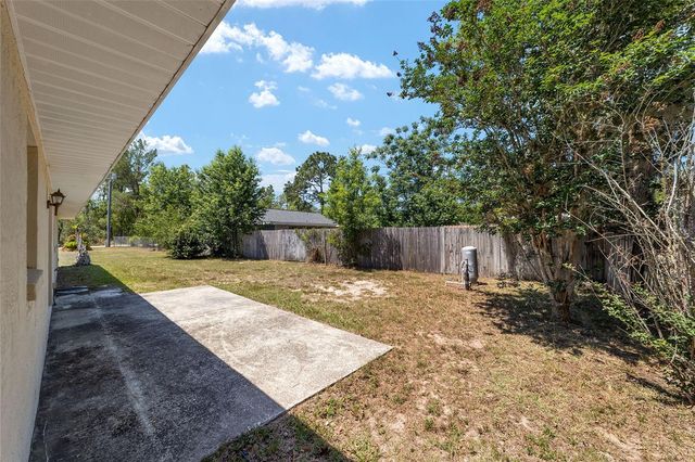 106 REDWOOD TRACK COURSE, Ocala, FL 34472