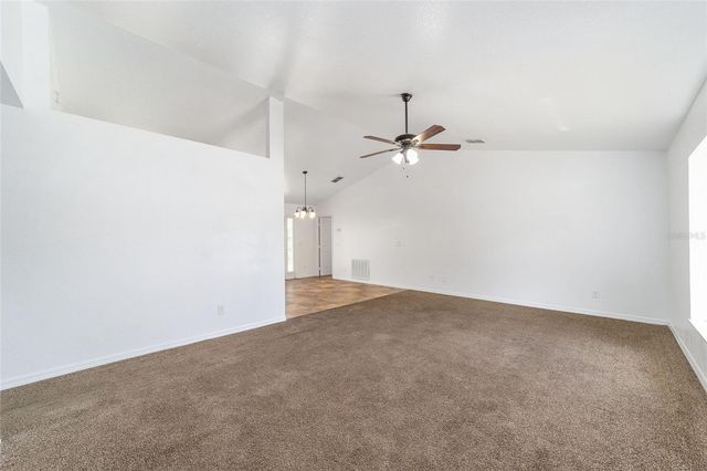 106 REDWOOD TRACK COURSE, Ocala, FL 34472