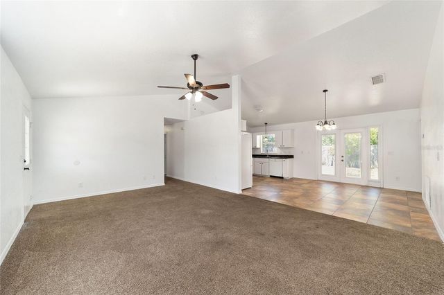 106 REDWOOD TRACK COURSE, Ocala, FL 34472