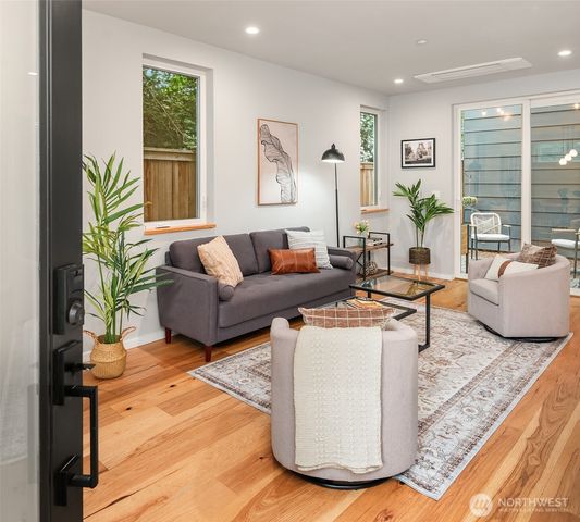 7154 44TH Avenue S, Seattle, WA 98118