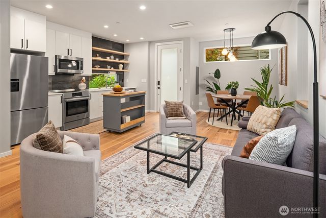 7154 44TH Avenue S, Seattle, WA 98118