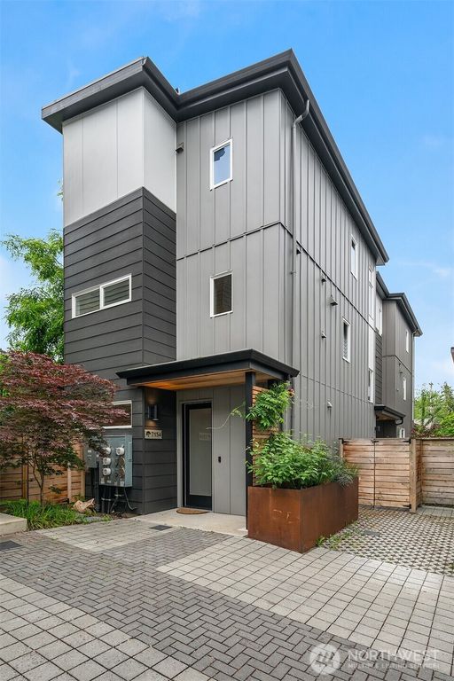 7154 44TH Avenue S, Seattle, WA 98118