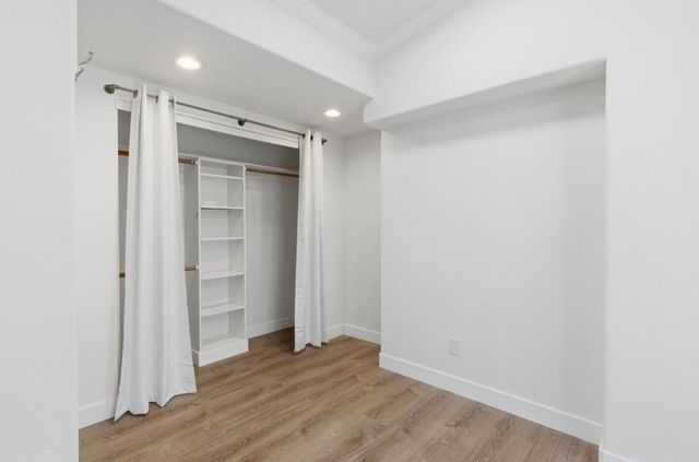 8894 Indiana Avenue, Riverside, CA 92503