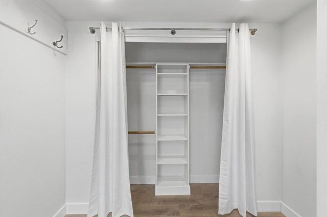 8894 Indiana Avenue, Riverside, CA 92503