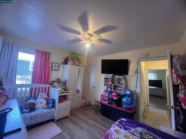 2428 Crescent Dr, Concord, CA 94520