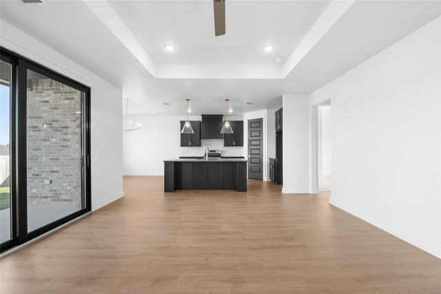 315 Boots Court, Lorena, TX 76655