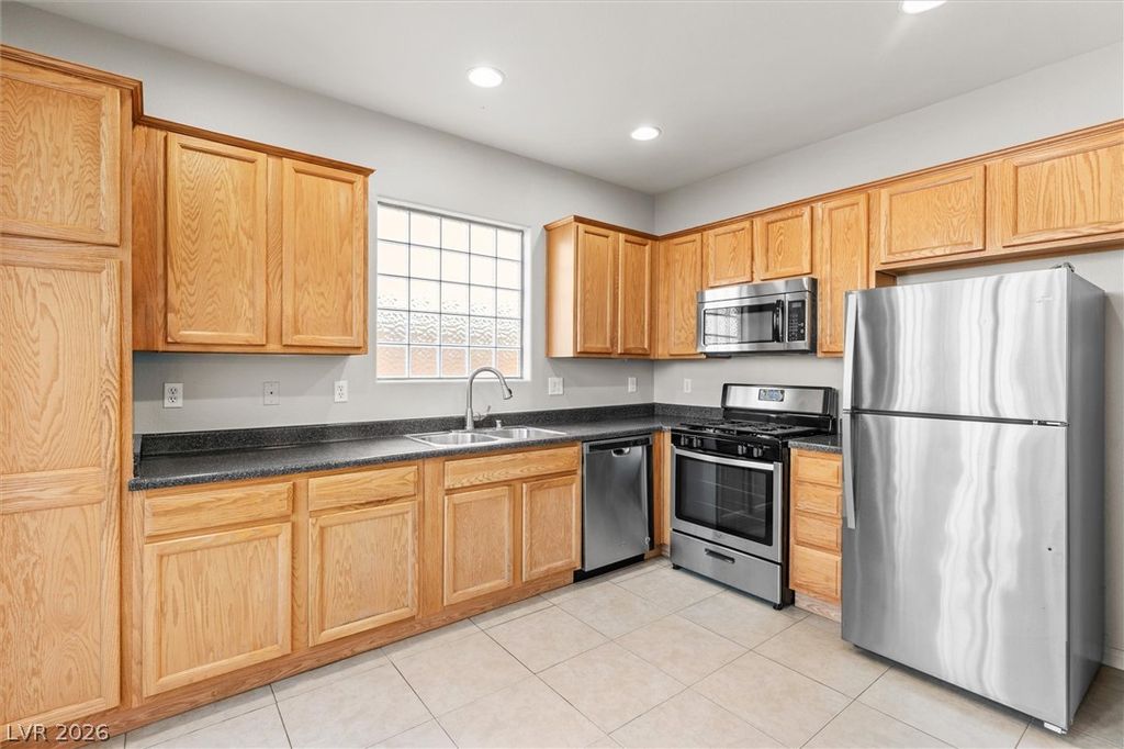 6443 Goldfield Street, North Las Vegas, NV 89084 — photo 5