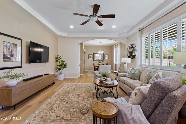 6940 E GRANDVIEW Street, Mesa, AZ 85207
