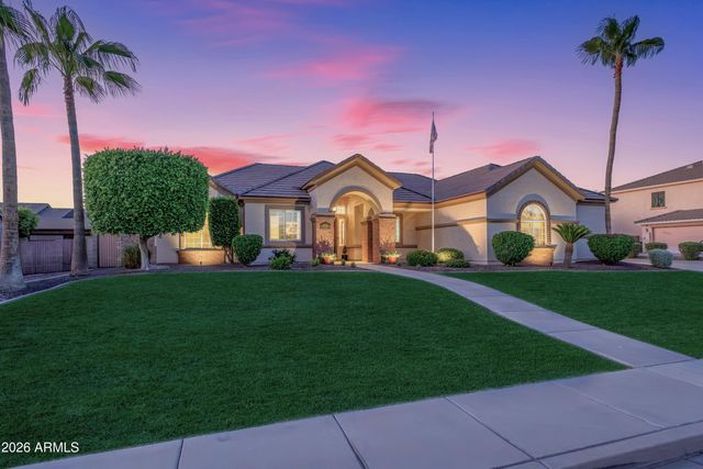 6940 E GRANDVIEW Street, Mesa, AZ 85207