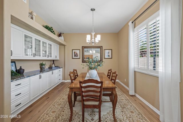 6940 E GRANDVIEW Street, Mesa, AZ 85207