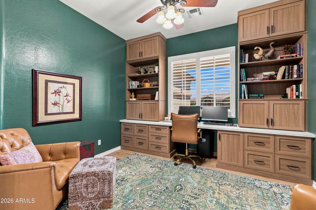 6940 E GRANDVIEW Street, Mesa, AZ 85207