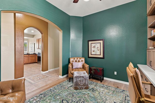 6940 E GRANDVIEW Street, Mesa, AZ 85207