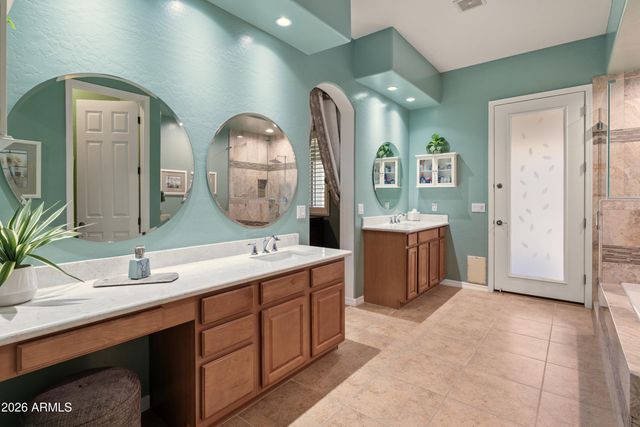 6940 E GRANDVIEW Street, Mesa, AZ 85207
