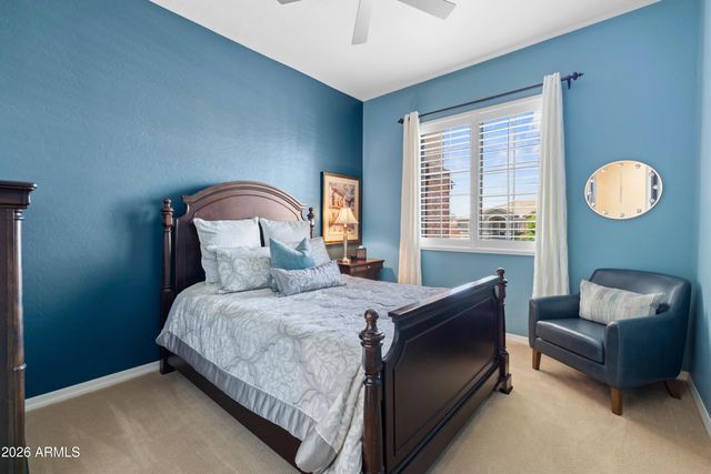 6940 E GRANDVIEW Street, Mesa, AZ 85207