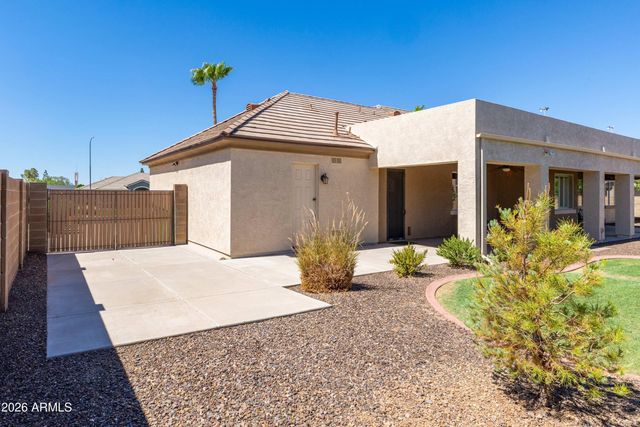 6940 E GRANDVIEW Street, Mesa, AZ 85207