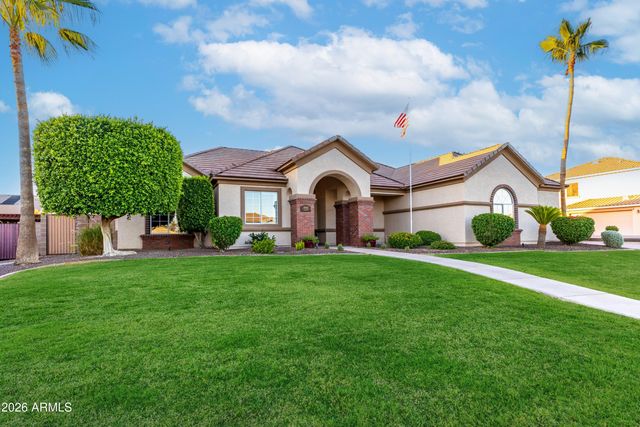 6940 E GRANDVIEW Street, Mesa, AZ 85207
