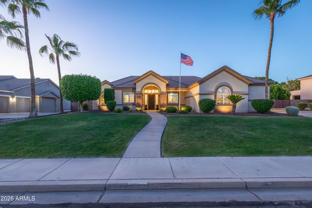 6940 E GRANDVIEW Street, Mesa, AZ 85207