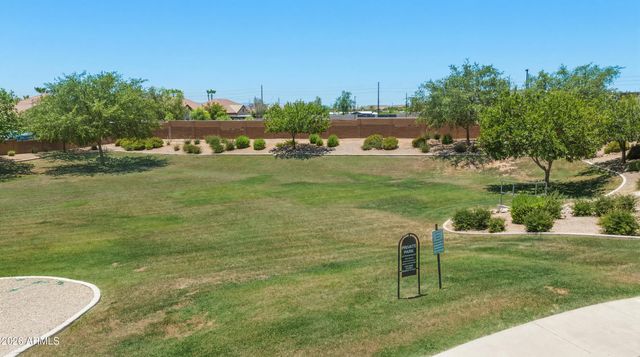 6940 E GRANDVIEW Street, Mesa, AZ 85207