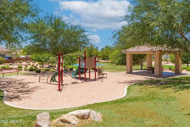 6940 E GRANDVIEW Street, Mesa, AZ 85207