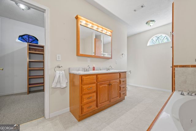 1829 Hewell Road, Dewy Rose, GA 30634