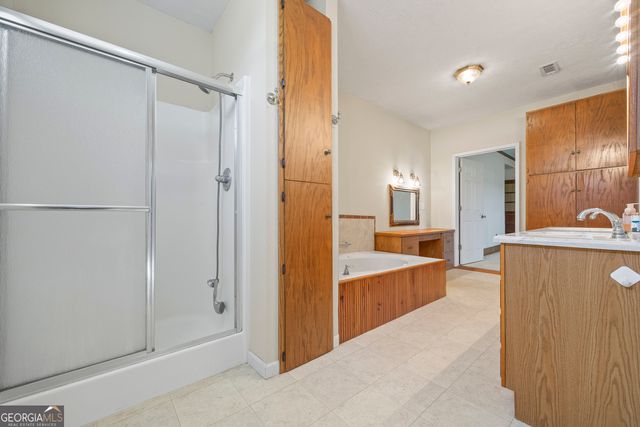 1829 Hewell Road, Dewy Rose, GA 30634