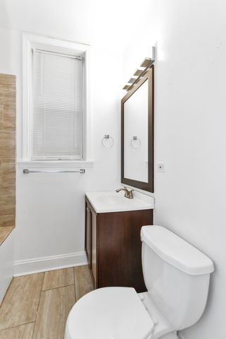 2642 W POTOMAC Avenue 1, Chicago, IL 60622