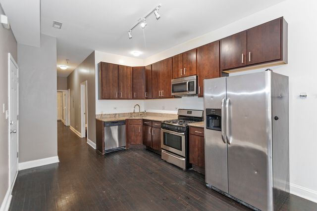 2642 W POTOMAC Avenue 1, Chicago, IL 60622
