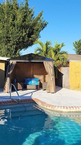 6024 W BURKE STREET, Tampa, FL 33634