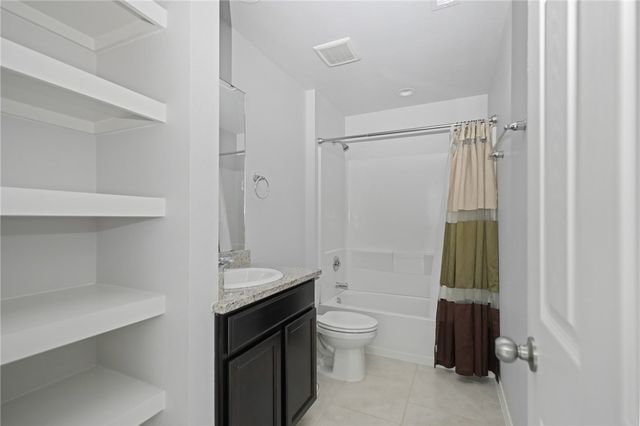 1513 Pleasant Dr, Corpus Christi, TX 78418