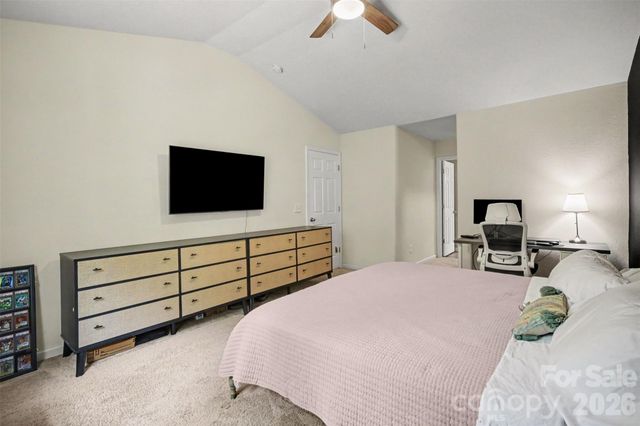 4560 Merryvale Forest Drive, Charlotte, NC 28214