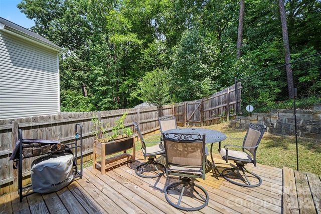 4560 Merryvale Forest Drive, Charlotte, NC 28214