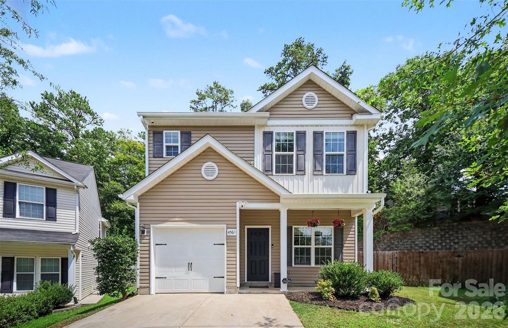 4560 Merryvale Forest Drive, Charlotte, NC 28214