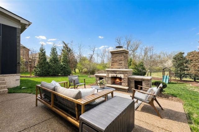 1819 Barnstaple Ln, Brentwood, TN 37027