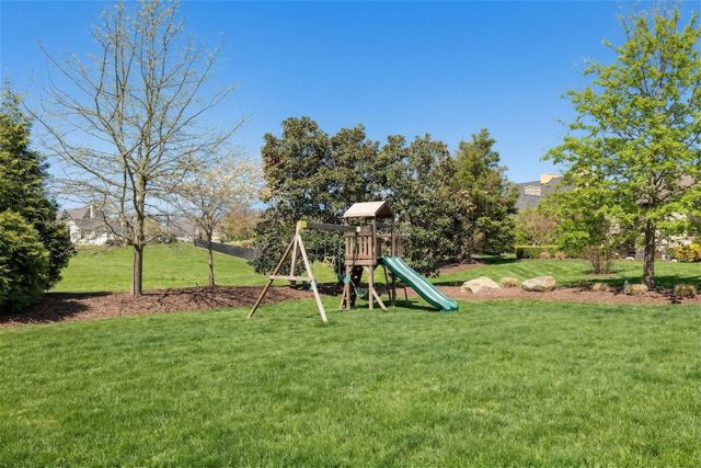 1819 Barnstaple Ln, Brentwood, TN 37027