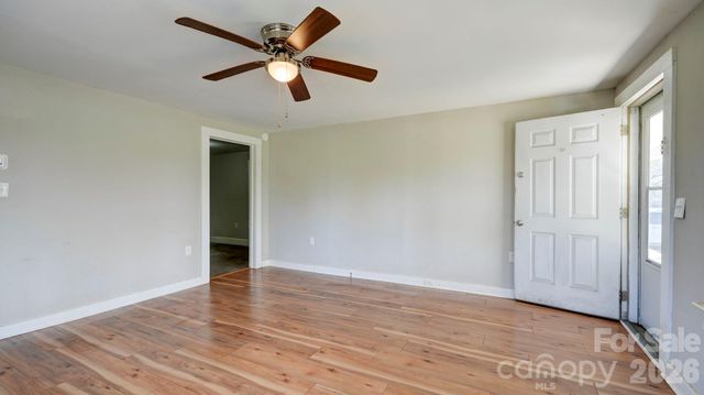 312 & 314 W Charlotte Avenue, Mount Holly, NC 28120