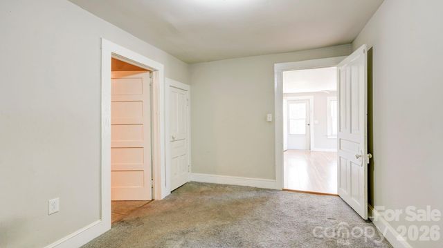 312 & 314 W Charlotte Avenue, Mount Holly, NC 28120