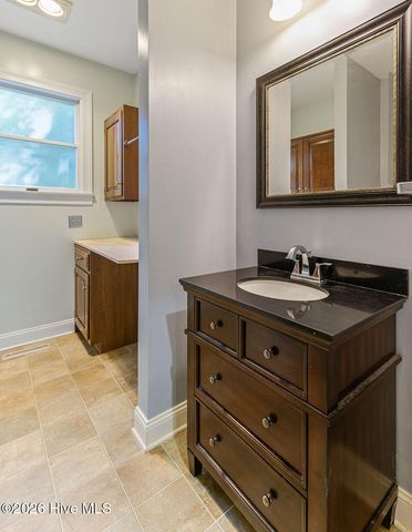 13 Village In The Woods Circle, Southern Pines, NC 28387
