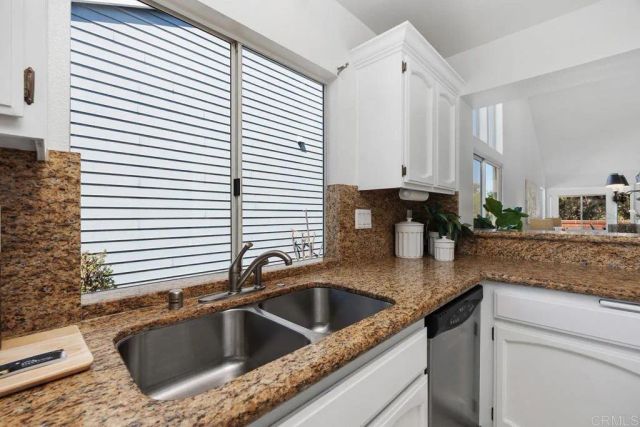 7104 Lantana, Carlsbad, CA 92011