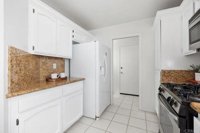 7104 Lantana, Carlsbad, CA 92011