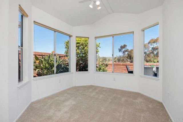 7104 Lantana, Carlsbad, CA 92011