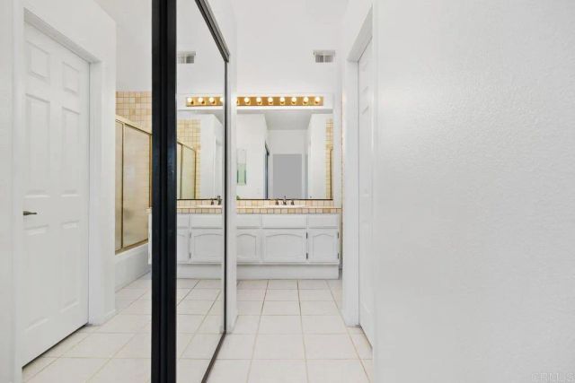 7104 Lantana, Carlsbad, CA 92011